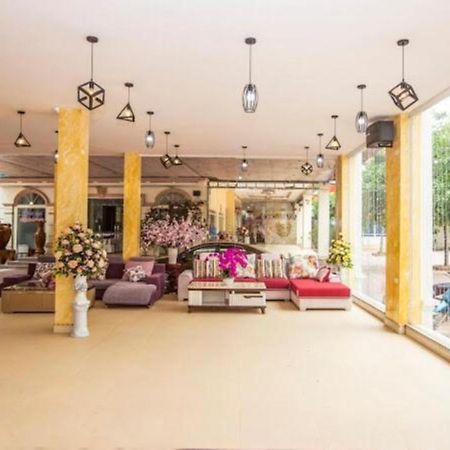 Khách Sạn Hoàng Gia Son La Exterior foto